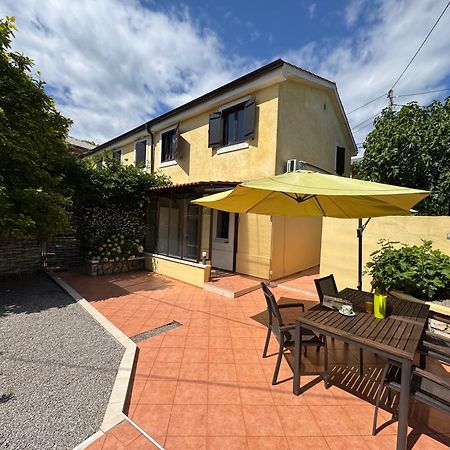 Apartment Ela, Kostrena Rijeka 外观 照片
