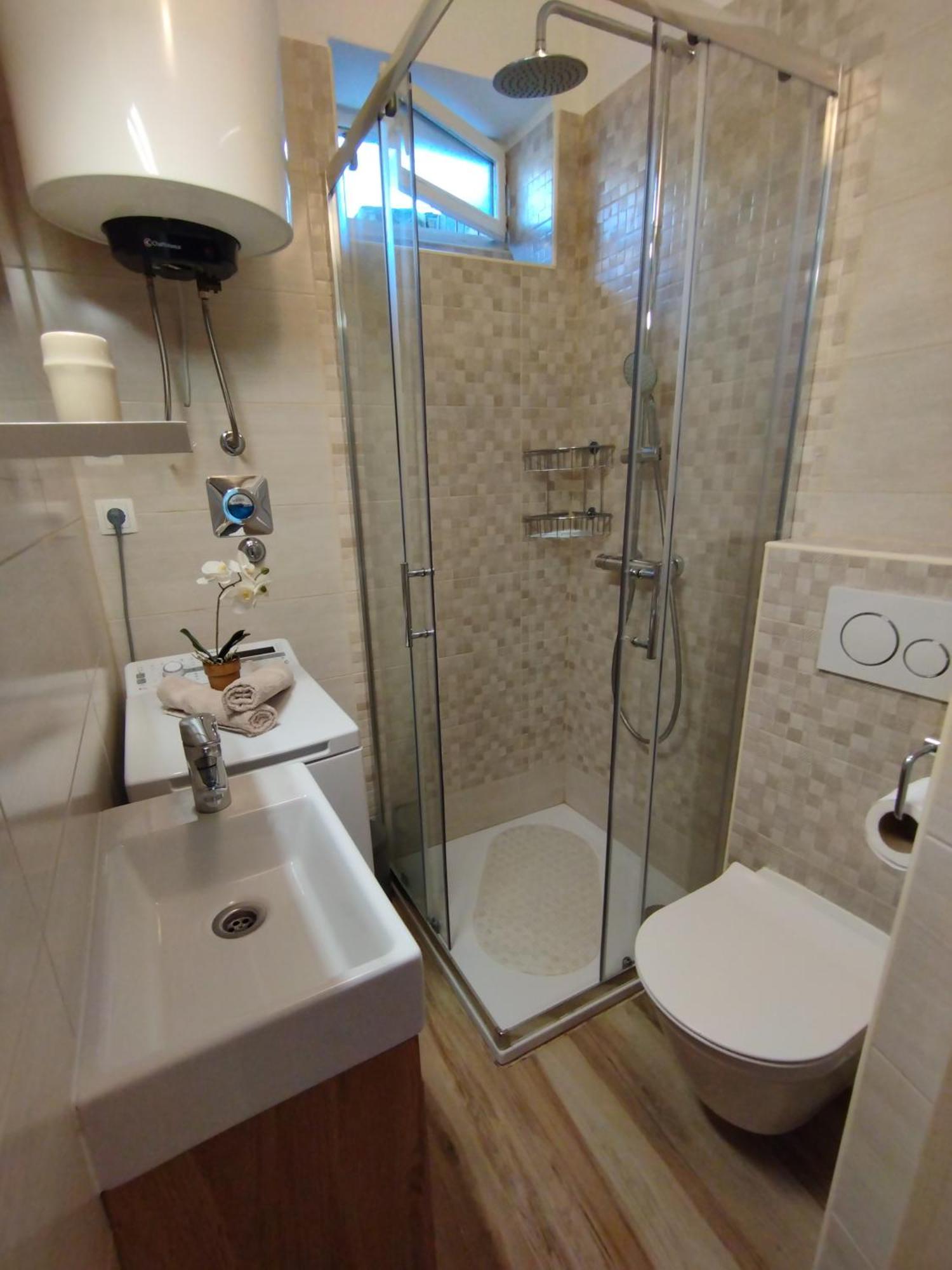 Apartment Ela, Kostrena Rijeka 外观 照片